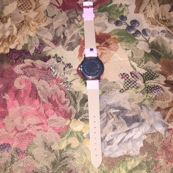 A pink Watch - Picture 3 of 3